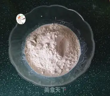 Make Christmas snow bread step 1