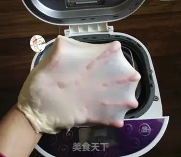 Make Christmas snow bread step 5