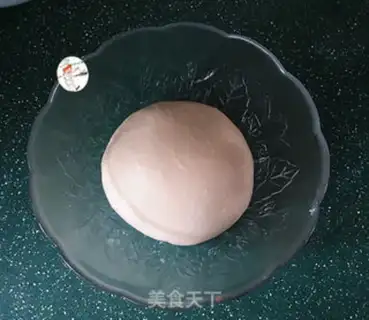 Make Christmas snow bread step 6