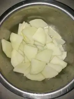 Make Sour spicy radish step 2