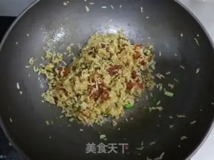 Make Pelican sausage fried rice step 3