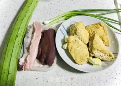 Make Pork liver and tofu melon step 0