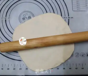 Make Christmas snow bread step 10