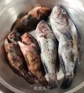Make Black fish tofu soup step 0