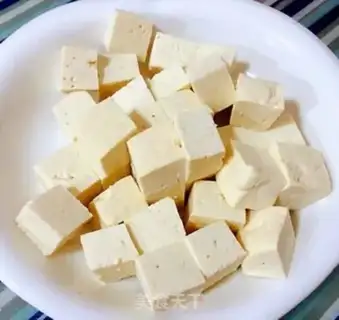 Make Black fish tofu soup step 2