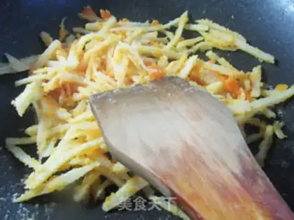 Make Salted eggs, sour potatoes step 4