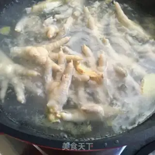 Make Chicken claws for wine step 1
