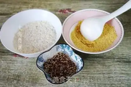 Make Three-colour quinoa porridge step 1