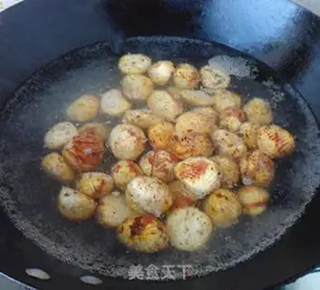 Make Chestnut chicken leg step 3