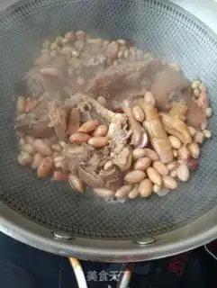 Make Peanut buttercup pig feet step 8