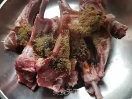 Make Fried lamb chops step 1