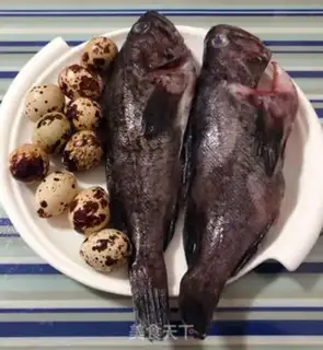 Make Cricket egg tofu, black fish step 0