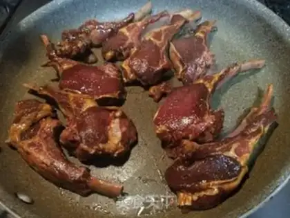 Make Fried lamb chops step 3