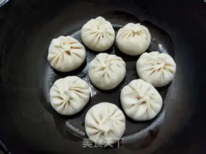 Make Pickles and pork buns step 11