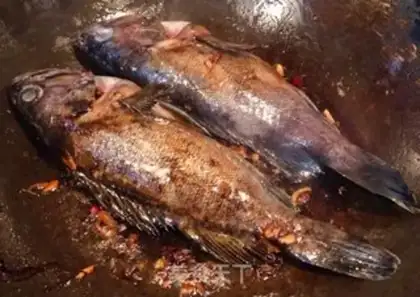 Make Cricket egg tofu, black fish step 4