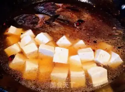 Make Cricket egg tofu, black fish step 6