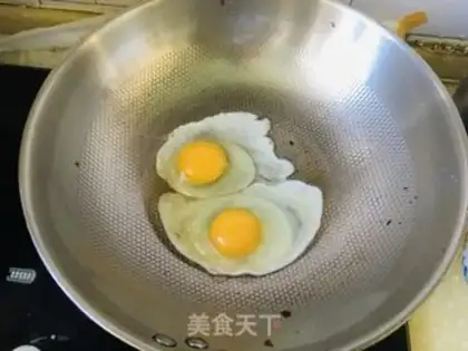Make radish egg soup step 2