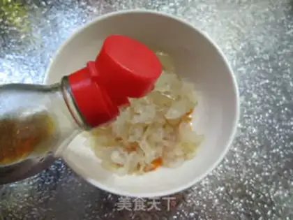 Make Worms and mushrooms mixed with seafood step 4