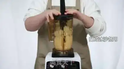 Make A fan with garlic and lobster step 8