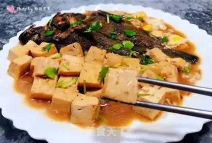 Make Cricket egg tofu, black fish step 13