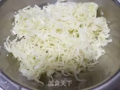 Make A radish bun step 1