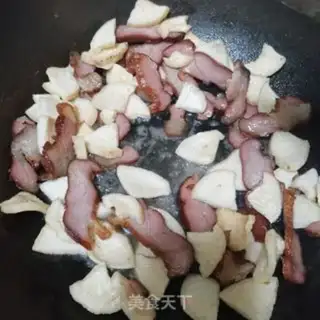 Make Rhodish and gravy step 4