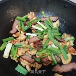 Make Rhodish and gravy step 8
