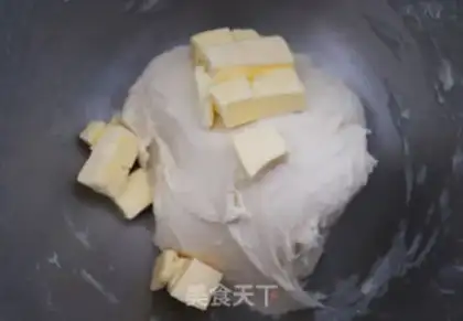 Make Spaghetti buns step 1