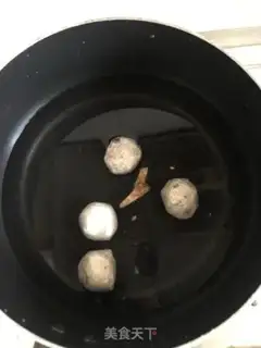 Make Tomato meatball soup step 1