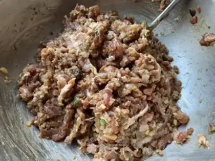 Make The radish greasy pork dumpling step 8