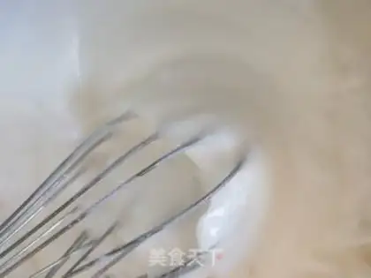 Make Six-inch cream cake step 4