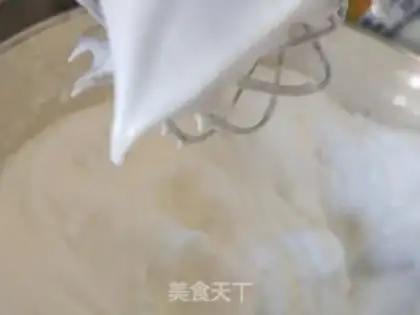 Make Six-inch cream cake step 5