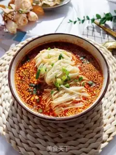 Make Sour spicy. Soup noodles step 5