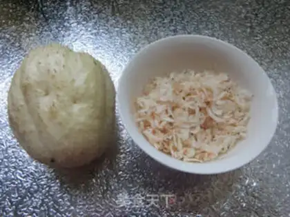 Make Shrimp skin with white Buddha handmeat step 0