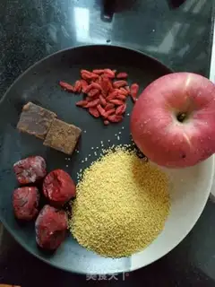 Make Black sugar apples, apple dates, rice porridge step 0