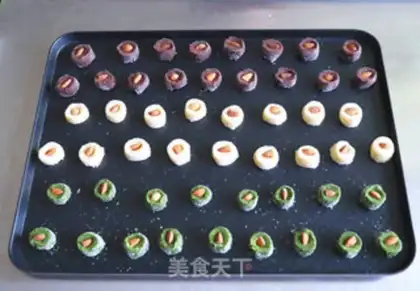 Make Red three-coloured salad step 14