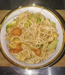 Make Tomato egg noodles step 6