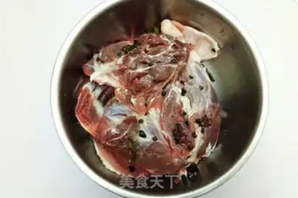 Make Salt-water elbow step 5