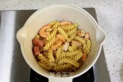 Make Shrimp pasta salad step 5
