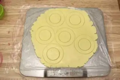 Make Christmas rock cookies step 9