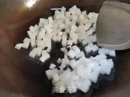 Make Soy sauce and radish step 1