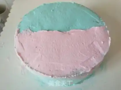 Make Six-inch cream cake step 21