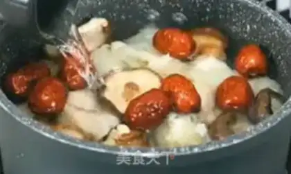 Make Powdered chicken soup step 3