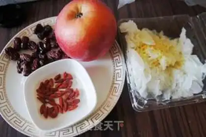 Make Silver ear apple soup step 0