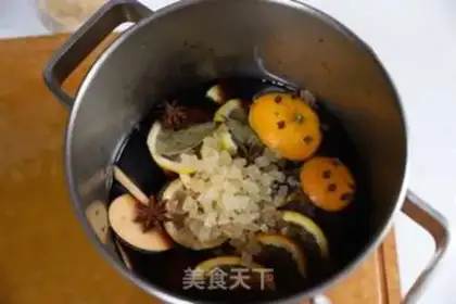 Make Christmas hot wine step 4