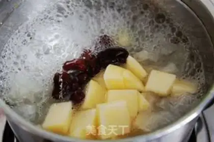 Make Silver ear apple soup step 3