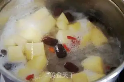 Make Silver ear apple soup step 4