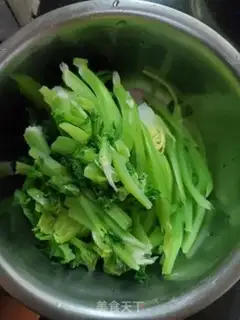 Make The mustard step 3