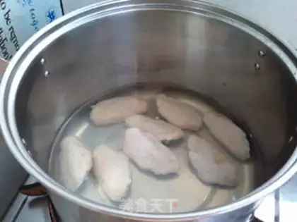 Make Pelican chicken wings step 0