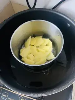 Make Potato cream omelet step 0